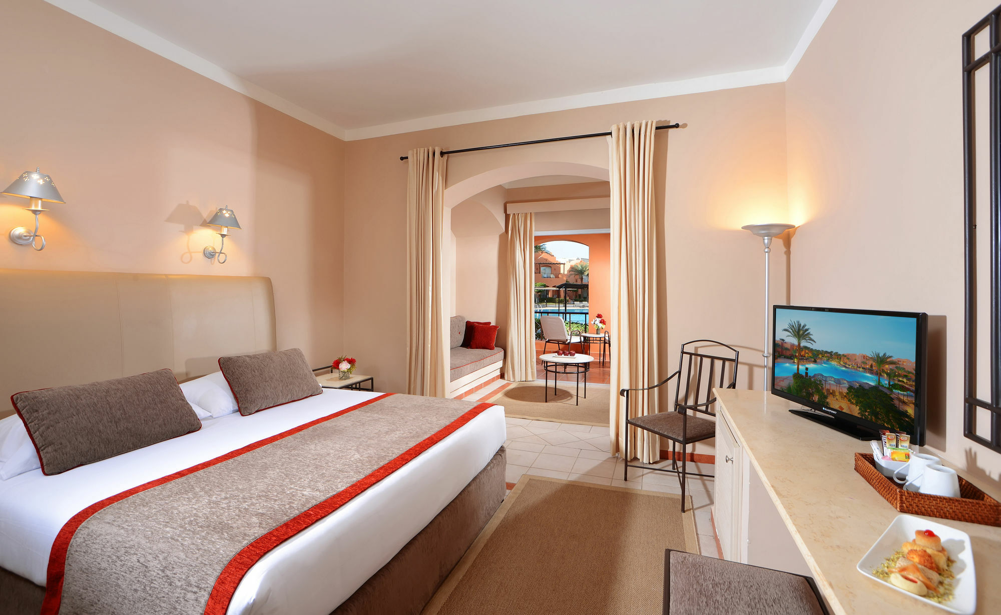 Jaz Makadi Oasis Club Hotel Bagian luar foto